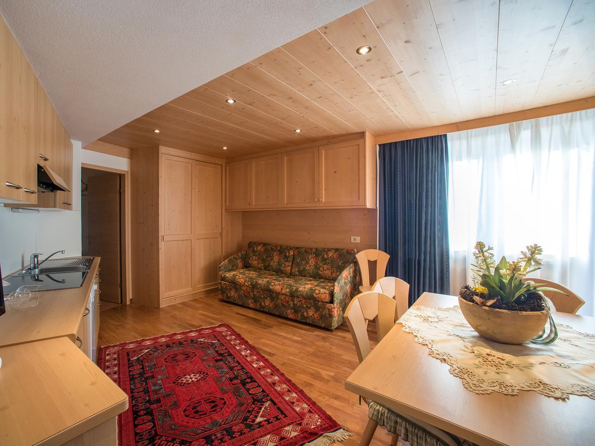 Residence Salvan Corvara In Badia Kültér fotó
