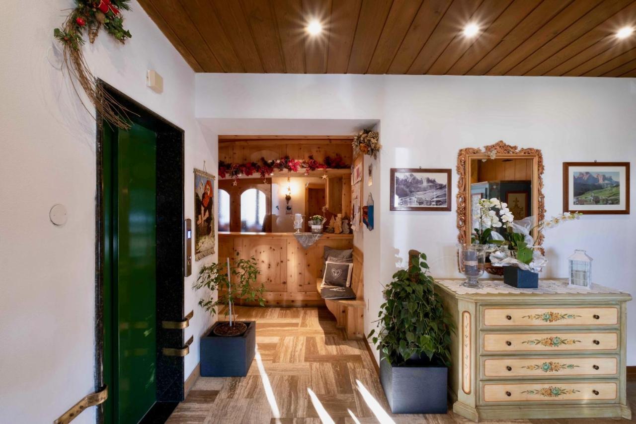 Residence Salvan Corvara In Badia Kültér fotó